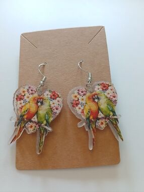 Fashion Jewelry Parrot Heart Drop Earrings in Orange and Green